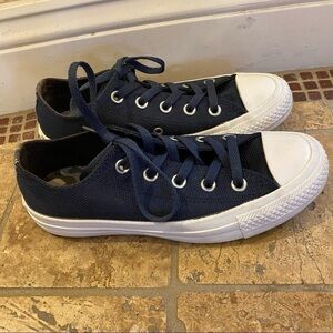 CONVERSE Navy Shoes Size 5